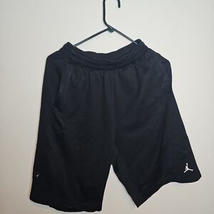 Mens basketball shorts